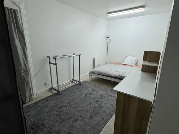 Grande Chambre en Colocation - Belle Maison - Zone Pavillonnaire - RIS-ORANGIS - EVRY