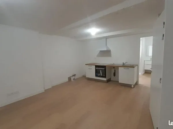 Appartement T2 récent dans le quartier de la Cathédrale