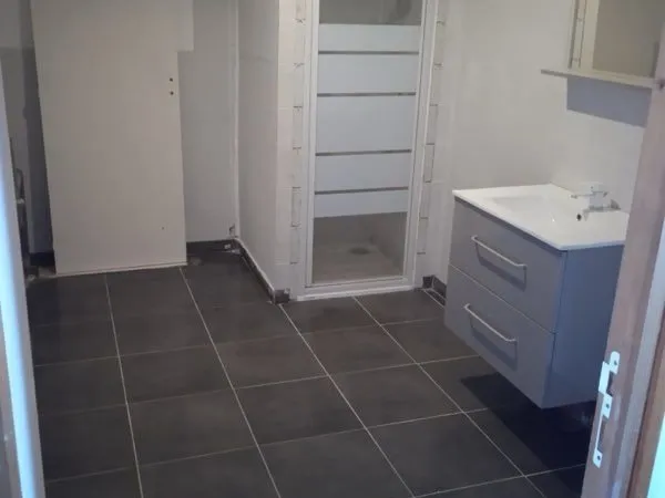 Immeuble de rapport 9%- 7 appartements+maison 51000de revenus