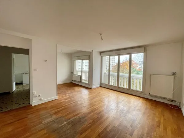 T4 lumineux avec balcon - Lyon 5e - Secteur calme & recherché