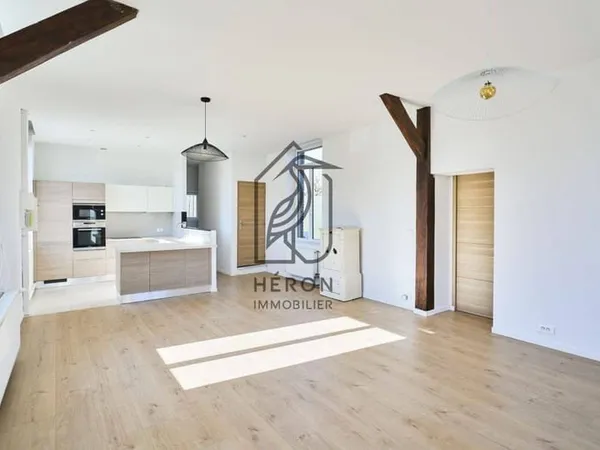 Appartement 4 pièces 104 m²