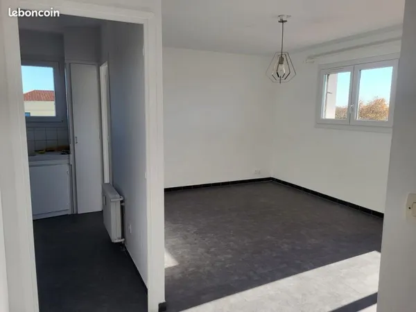 Apt 2 pièces 45 m² · Nîmes 30000 · Quartier Grezan