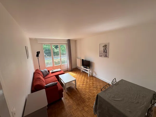 Châtenay-Malabry - 2 pièces meublé (44m²) avec Balcon & Box