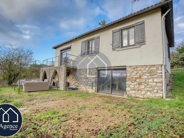 Charmante maison familiale de près de 110 m² - 3 chambres - Terrain arboré de plus de 2 700 m²