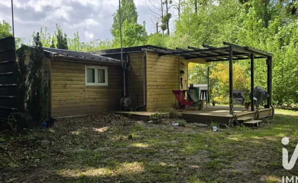 Terrain 8084 m²