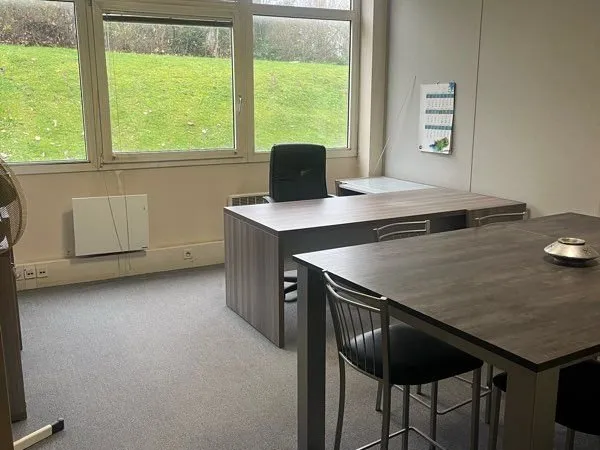 Bureau 20 m2