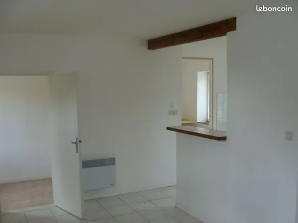 F4 1er étage avec garage séparé