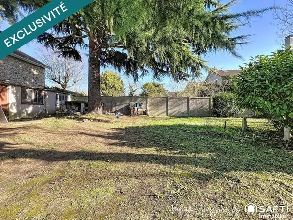 TERRAIN 600M²