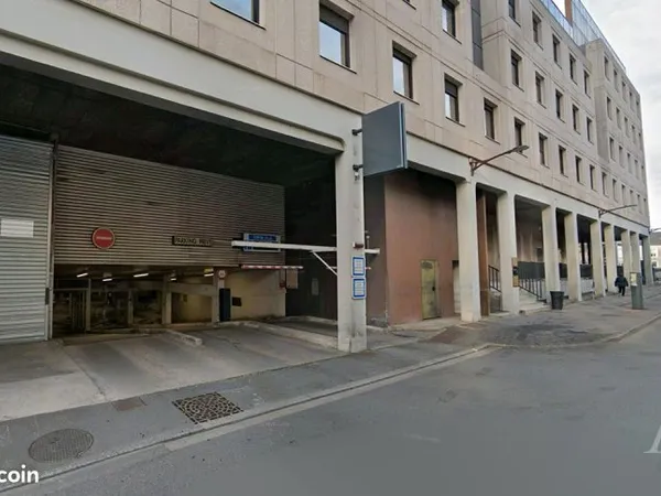 Parking/box CHATEAUROUX