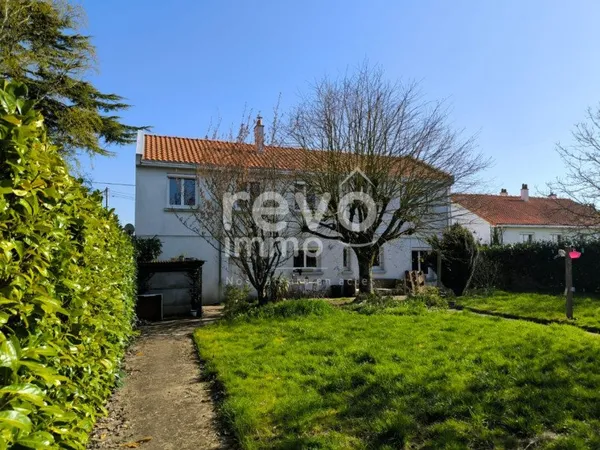 Maison 7 pièces 140 m²