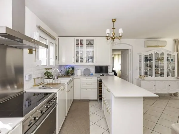 Maison 5 pièces 140 m²