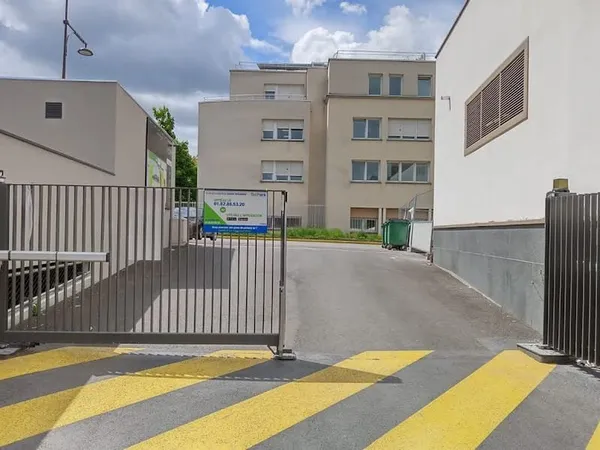 Parking 12 m²