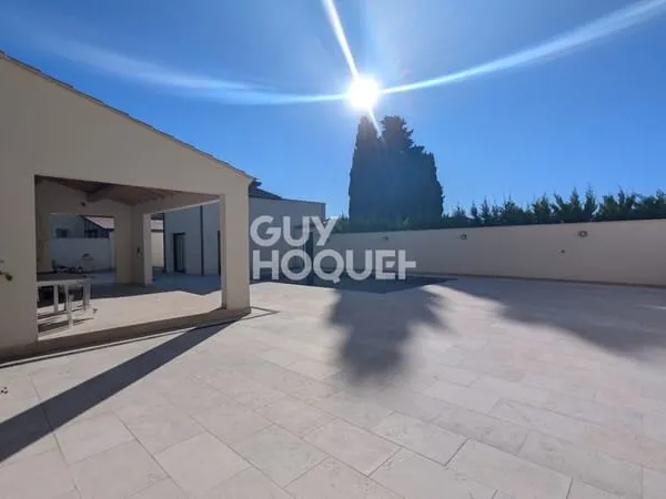 Maison Tarascon 4 pièces 128 m2