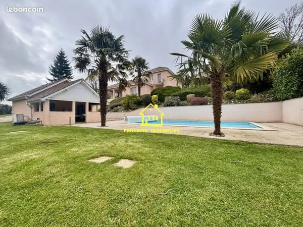 Maison 5 pièces 144 m²