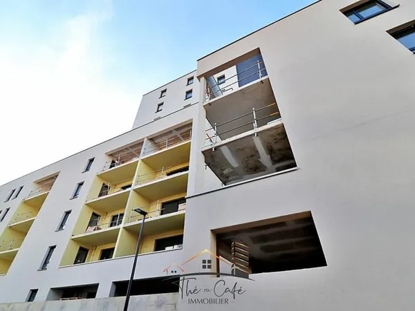 Parking / box Metz