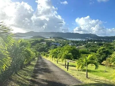PROPRIETE VUE PANORAMIQUE MER ET CAMPAGNE SUR 10000M² TERRAIN -
