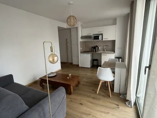 BUSCA/GRAND ROND/CANAL DU MIDI Agréable T2 meublé de 38.31 m2