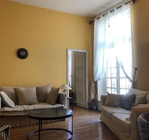 Appartement 4 pieces 105m2-rue royale-orléans centre ville