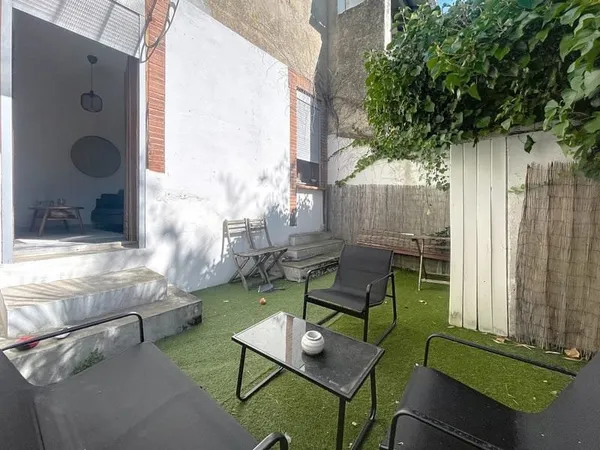 TOULOUSE COTE PAVEE MAISON 83 M2 DIVISEE EN 2 APPARTEMENTS