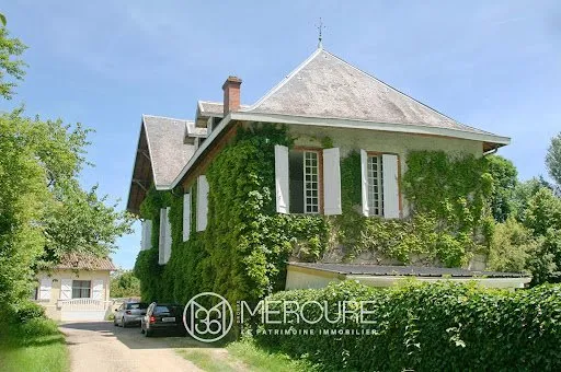 Manoir 10 pièces 300 m²