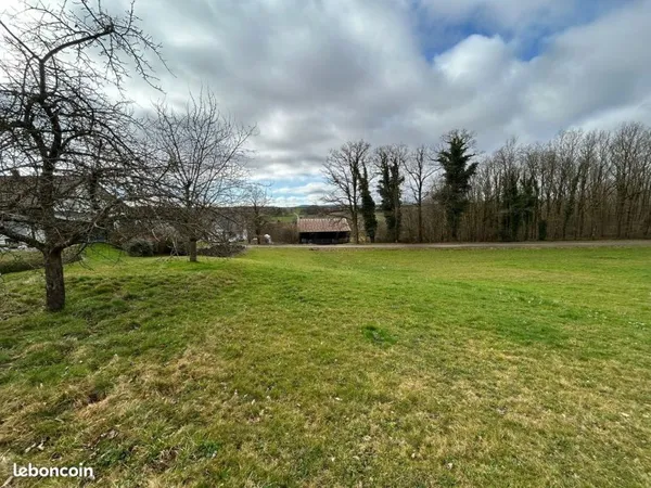 Terrain à bâtir - 1009 m² - Muespach - Plein sud