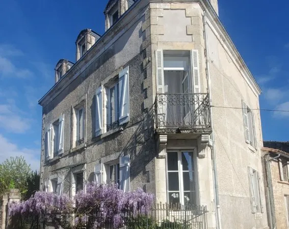 Maison 10 pièces 182 m²