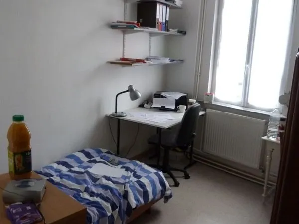 Loue chambre étudiant(e)