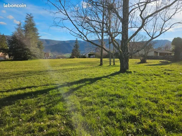 Terrain 2500 m²