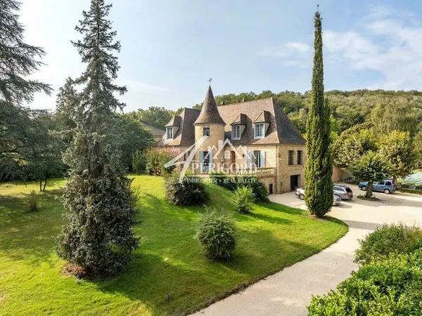 Maison 10 pièces 227 m²