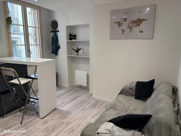 Appartement Location Le Puy-en-Velay 1p 17m² 310€