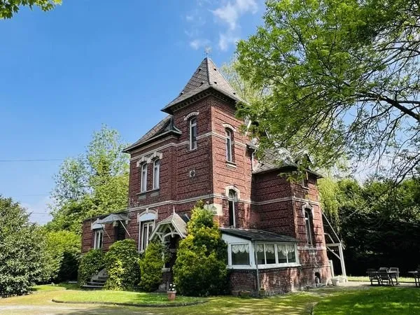 Propriété 6 pièces 182 m²