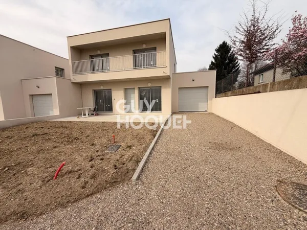 MAISON À VENDRE DE 5 PIÈCES DE 115,70 M²