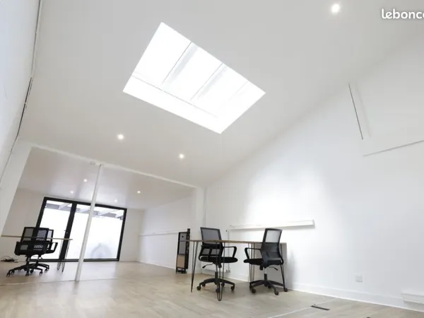 Bureau mellinet Nantes 50M2 + Exterieur + espace commun