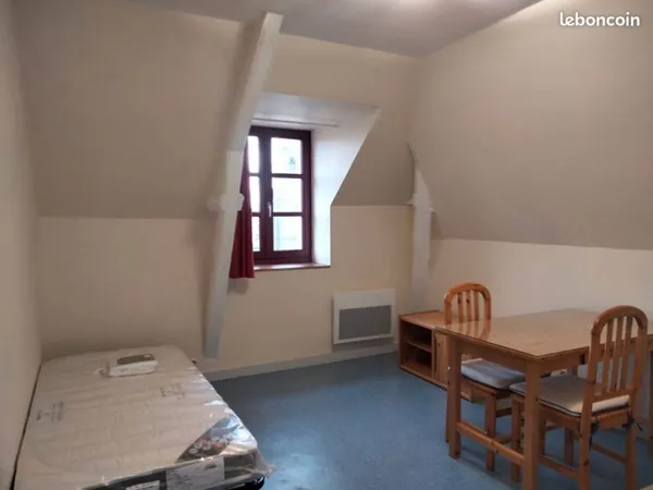 Studio 1 pièce 18 m²