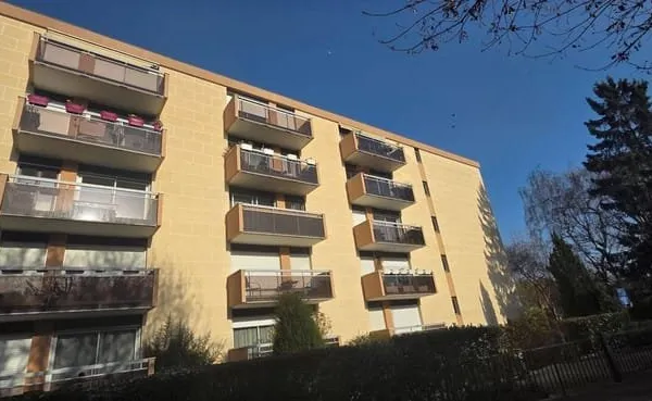 Studio 1 pièce 26 m² 
