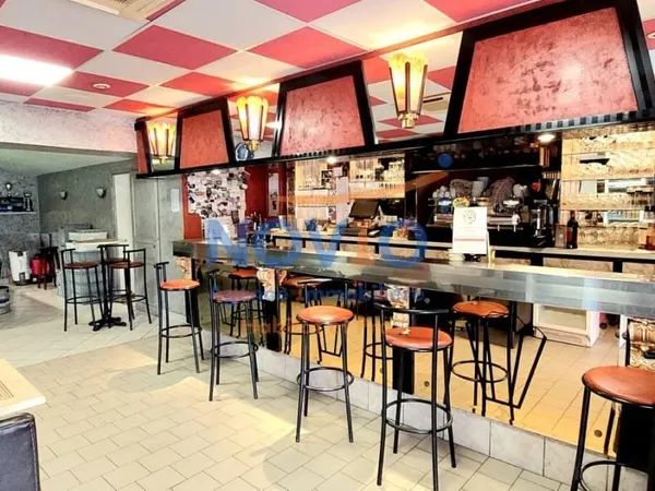 Fonds de commerce 6 pièces 340 m²