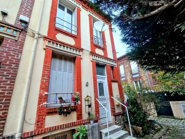 CHARMANTE MAISON DE VILLE 4 PIÈCES À NOISY-LE-SEC