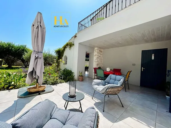 Ferme rénovée avec appartement indépendant (revenu locatif : 760 €)