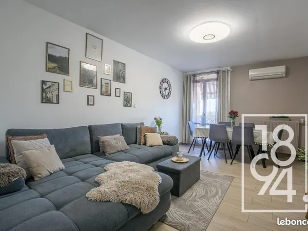 Appartement 4 pièces 81 m²