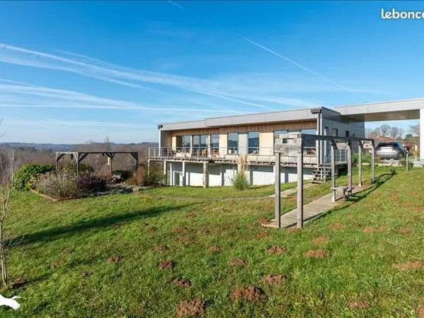 Maison 4 pièces 135 m²