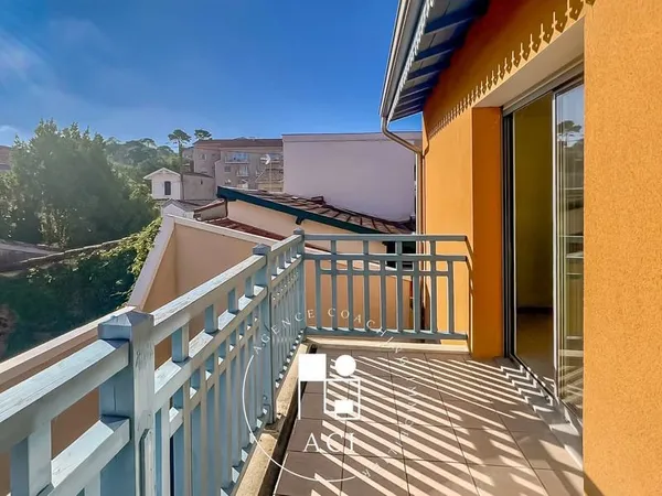 Bel appartement T3 avec terrasse Dernier étage à deux pas du centre d'Arcachon