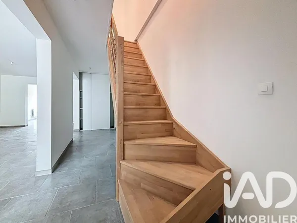 Maison 4 pièces 122 m²