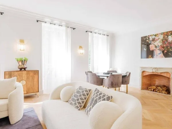 Appartement 3 pièces 114 m²