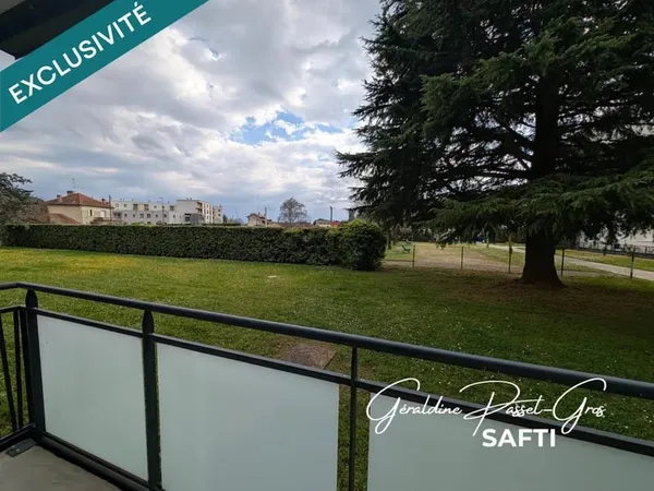 Appartement T4 avec balcons, cave et garage
