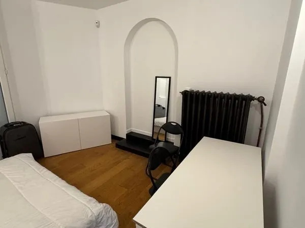 Chambre étudiante ou jeune actif dans Pavillon de ville - Colocation