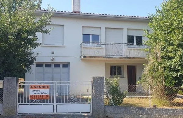 Saint Gaudens Maison T5 Avec Garage Et Joli Jardin