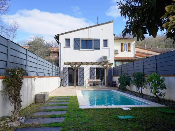 Maison 1 pièce 98 m²