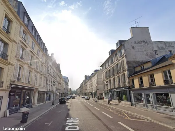 Local commercial 60 m² VERSAILLES