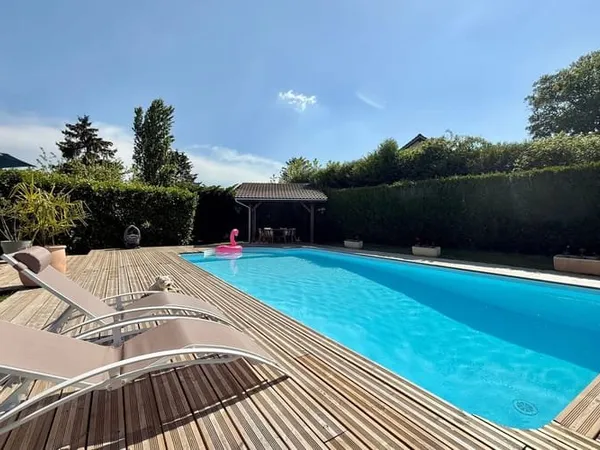 Maison 5 pièces 161 m²