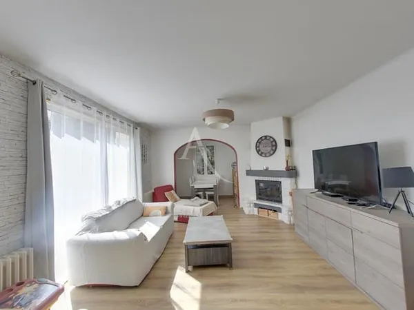 Maison familiale Montauban 6 pièce(s) 122 m2 Secteur Nord de MONTAUBAN